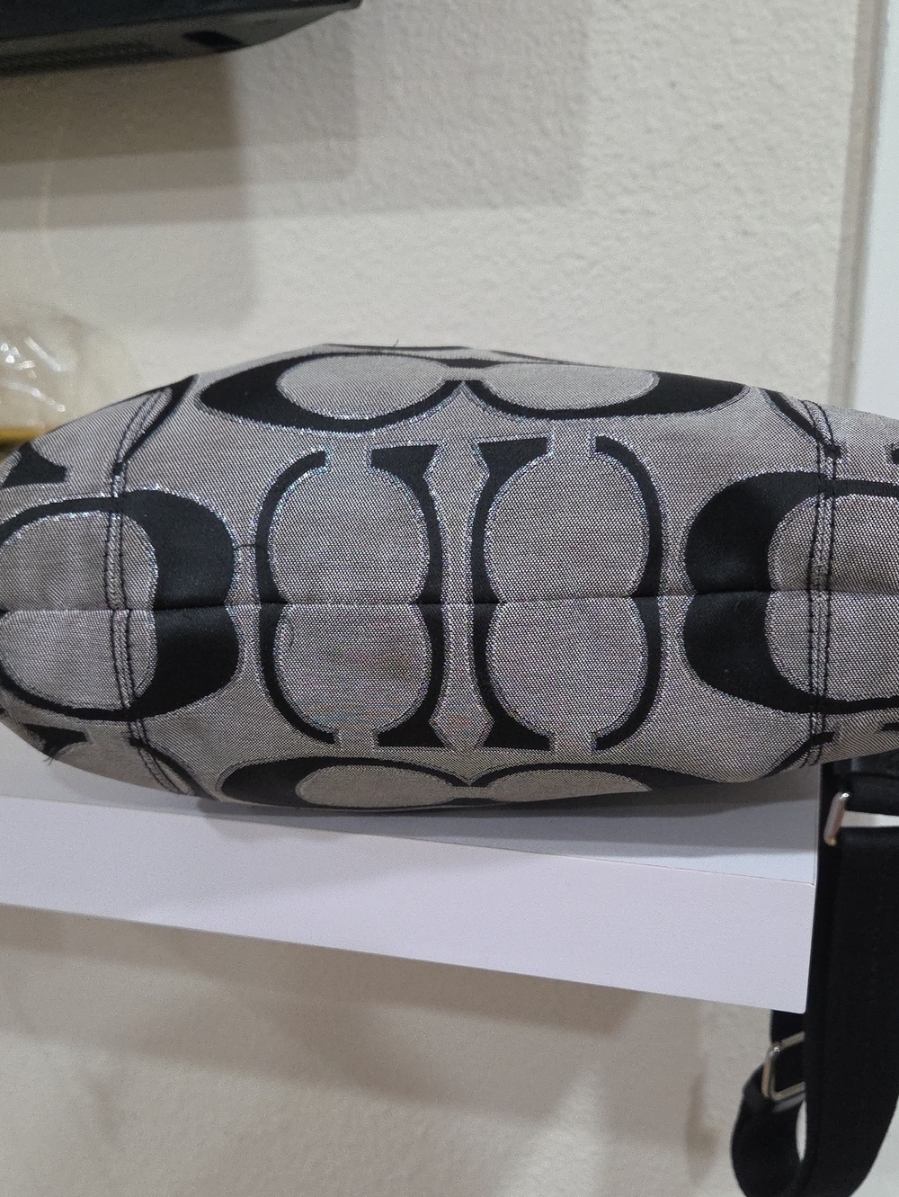 Coach Black and Gray Signature Shoulder Bag - Picture 4 of 6